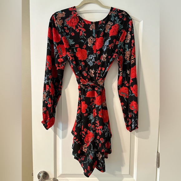 Women's Floral Print Deep V-Neck Romper Double Layer Ruffle - Picture 3 of 4